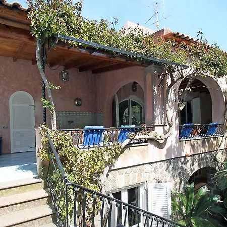 Holiday Bacot Feriehus Canneto (Lipari)